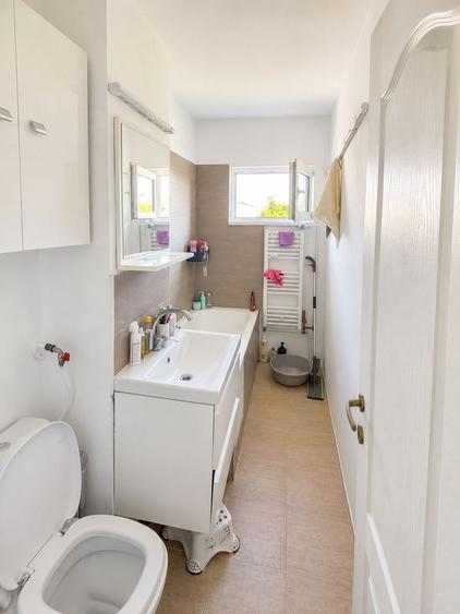 Apartament de vanzare cu 2 camere, zona linistita - Spitalul Judetean