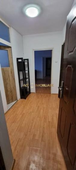 2 Camere de inchiriat | Basarabia | Metrou