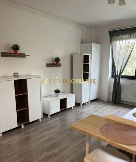 2 Camere de inchiriat | Titan | Centrala | Mobilat | Utilat | Parcare