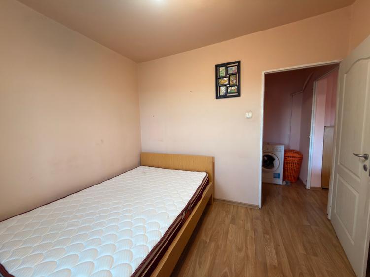 Ap. 2 camere , etaj intermediar - Gh. Lazar