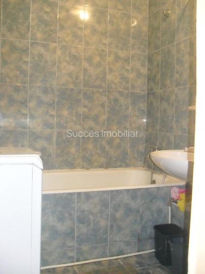 IANCULUI-METROU-MEGAMALL,2 cam ,decomandate, spatios,65 mp.  350 euro - 14