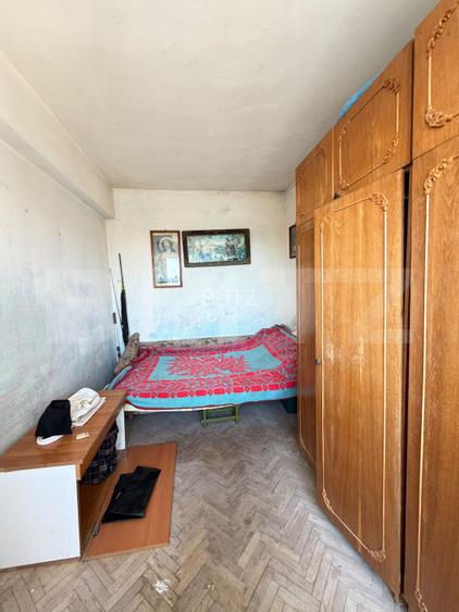 Apartament cu 3 camere, 38mp, de renovat, Micro III - 4