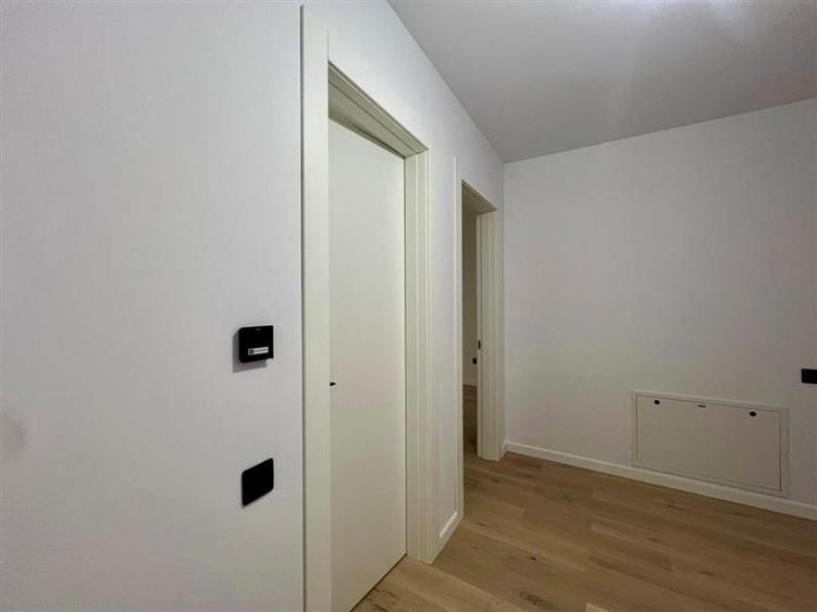 Apartament 1 camera de vanzare, centru