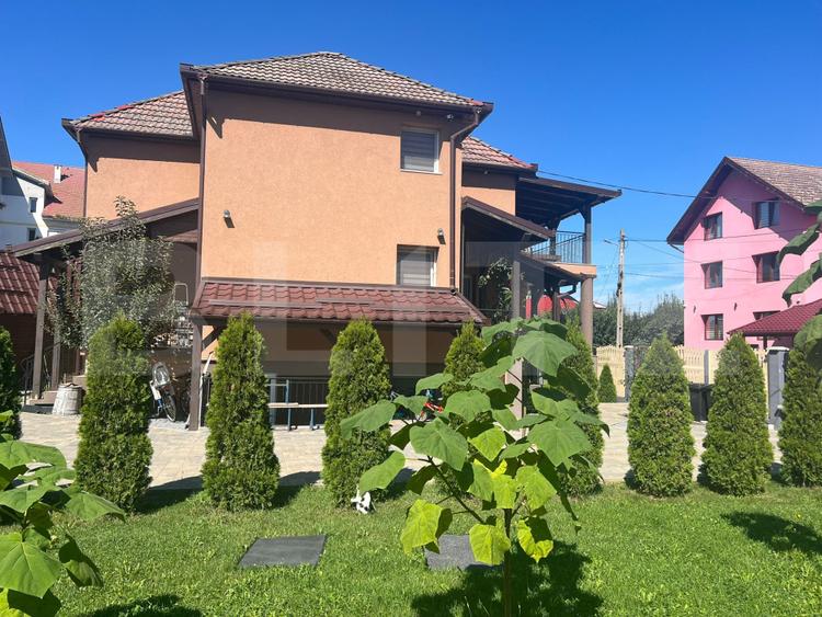 Casă ideală pentru familie – 300 mp utili, 830 mp teren – Ungheni