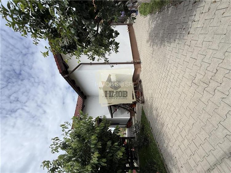 Casa sigle 5 camere teren 377 mp deschidere la 2 strazi Sibiu - 26