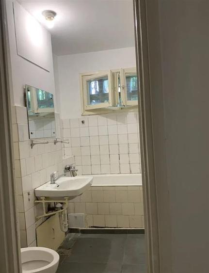 Vanzare Apartament 3 Camere Semidecomandat Berceni-Al.Niculitel