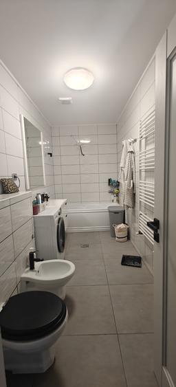 Apartament 2 camere cu TEREN!