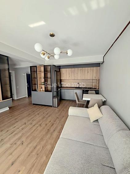 Prima închiriere-Parcare-Tomis Plus-Strada Budapesta - 2