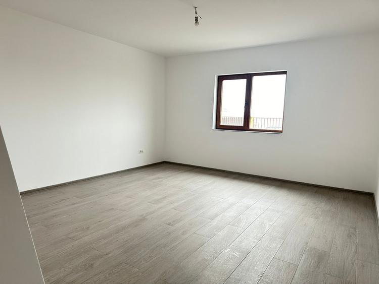 Duplex spatios, Dumbravita, 5 camere, 125 mp utili, 353 mp teren