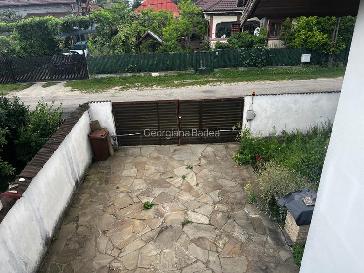 Casă cu Teren de Vanzare - 2