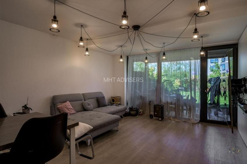 Avangarde Forest 7 - Suprafață 180 mp  - Complex Inchis- curte privata - 2