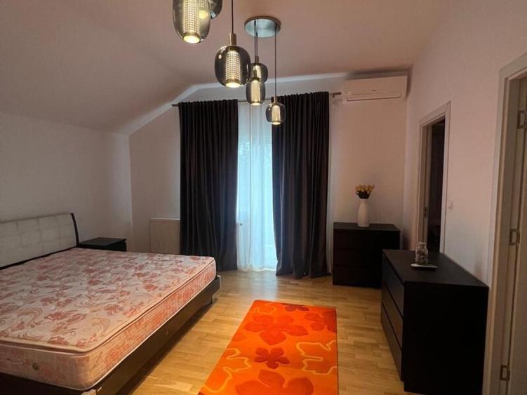 Pipera vila renovata supr 200mp, curte 450mp