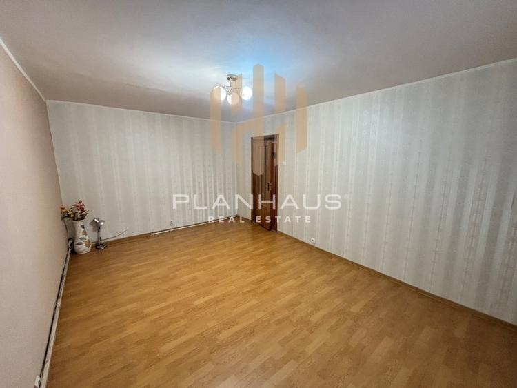 Apartament cu 3 camere – decomandat, zona Profi, Bld. Reg. Ferdinand