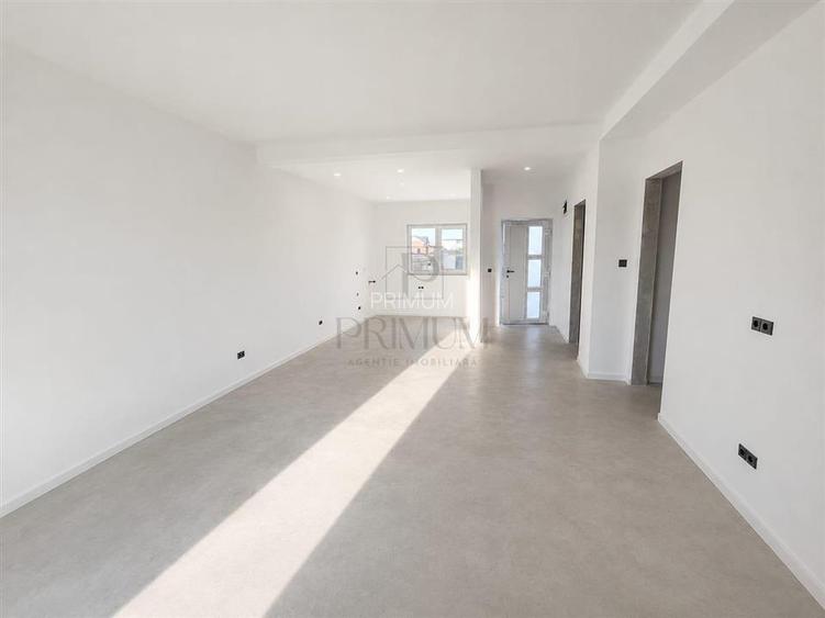 Duplex spatios - dormitor la parter - teren 380 mp - 3