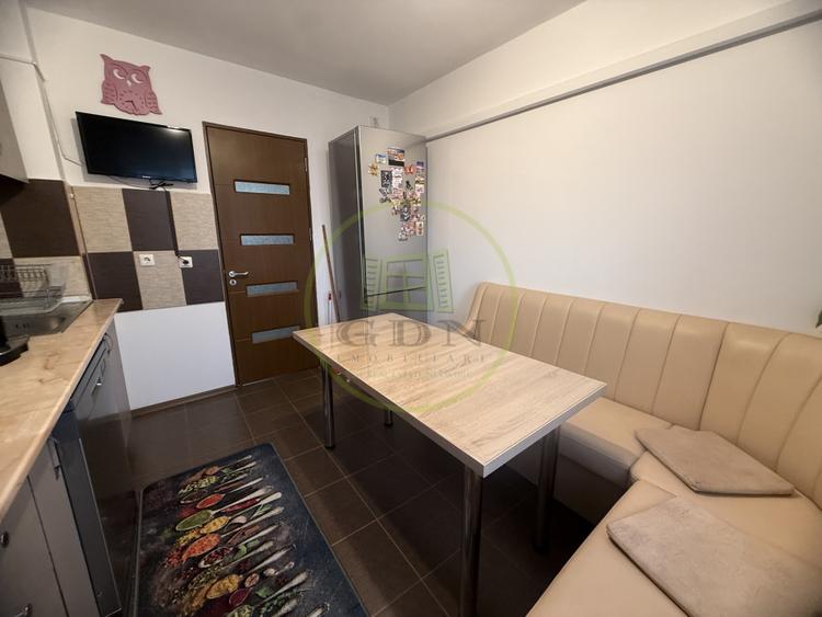 Apartament 3 camere, 67.84 mp, cartier Craiovița Nouă, zona Kaufland