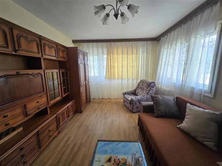 AP.4 CAM DECOM 2 BAI COLENTINA PARC PLUMBUITA