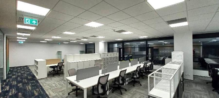 J8 Office Park cladirea A
, Presei Libere, 580 - 7398 mp 0% comision!