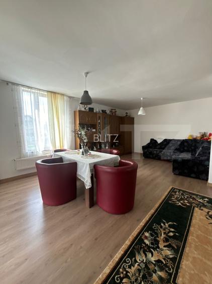 Casă de vânzare, 5 camere, 300 mp + curte de 1000 mp, Bistrita