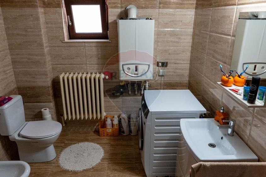 Casă / Vilă de vanzare, Hunedoara