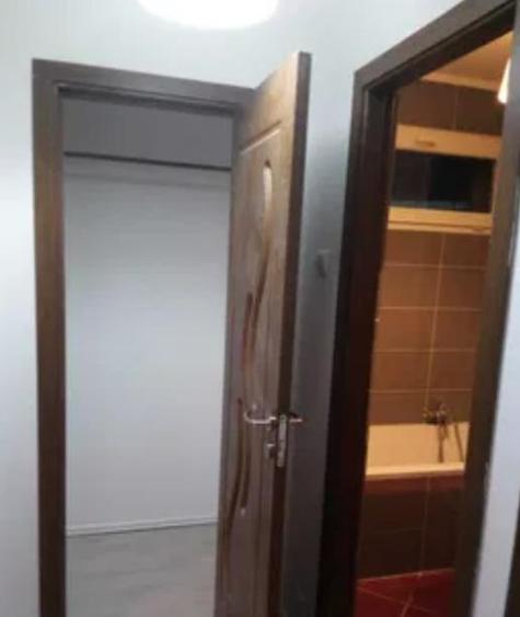 Vanzare Apartament 2 Camere Semidecomandat Aparatorii Patriei-Aliorului