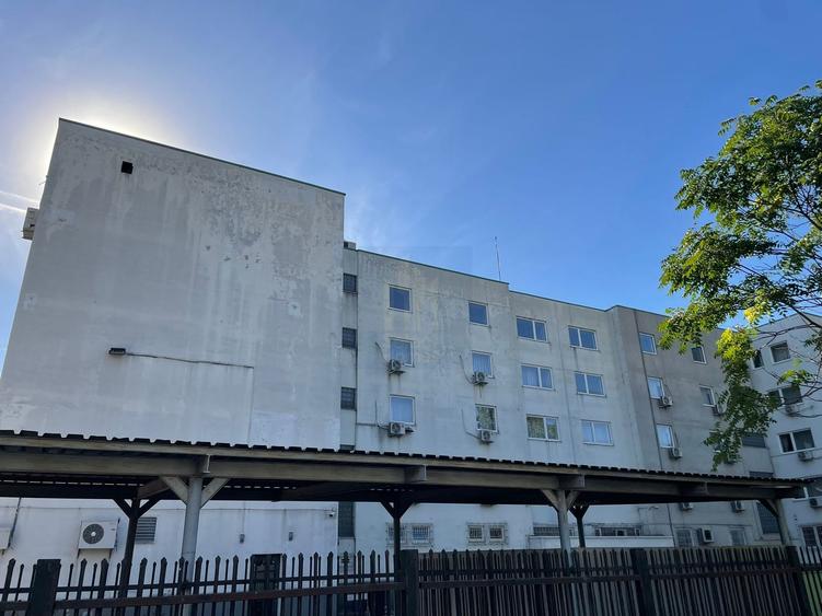 Imobil Comercial/Hotel | 75 Camere | 55 Bai | Vanzare *Lacul Tei*