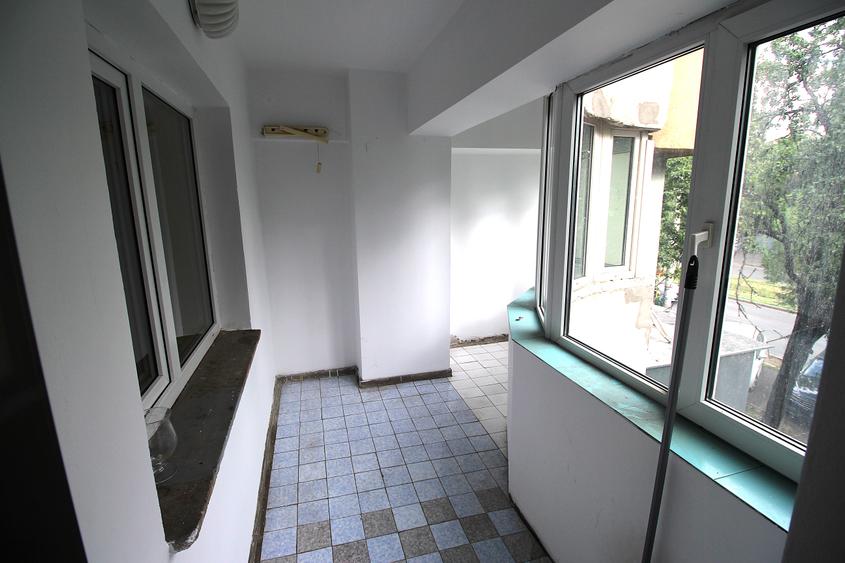 Apartament spatios langa Ghencea Business Center