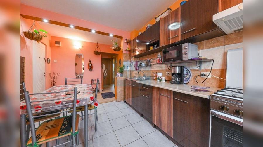 Comision 0 % Apartament decomandat 3 camere, etajul 3/5