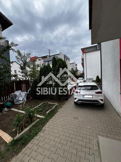 Apartament 3 camere cu grădină 100 mp.  loc de parcare-Calea Cisnadiei - 17