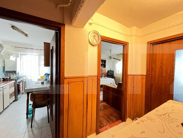 Apartament 3 camere semidecomandat, 58 mp, etaj 4 – zona Gării