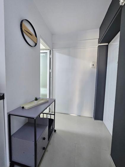 Oferta inchiriere studio de lux zona centrala, parcare, 350 EURO