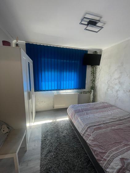 Apartament 3 camere mare si frumos