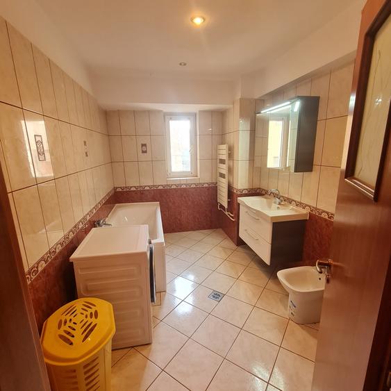 Herastrau - Nicolae Caramfil- 3 camere, etaj 1- 113 mp - pret 1300 eur