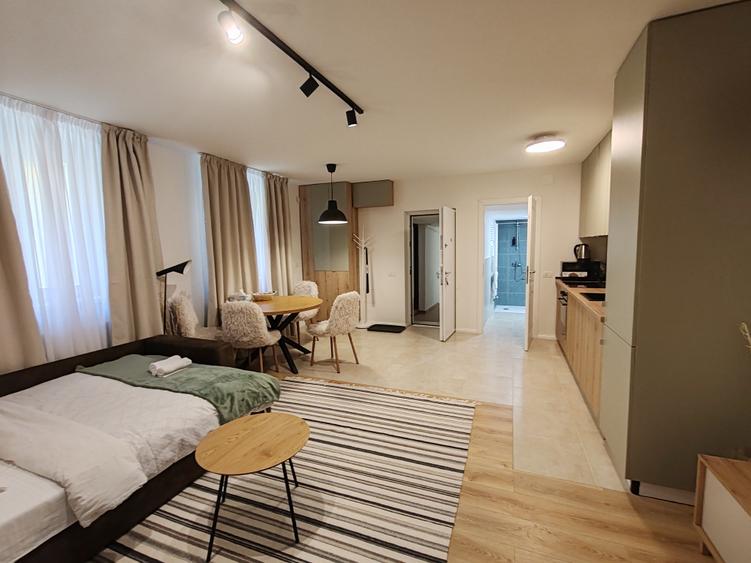 Apartament 2 camere recent renovat Str. REPUBLICII