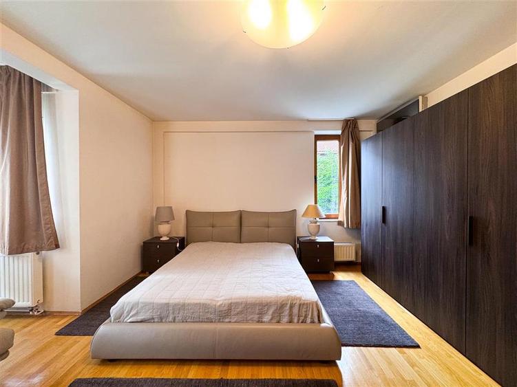 Apartament cu 4 camere de inchiriat Herastrau