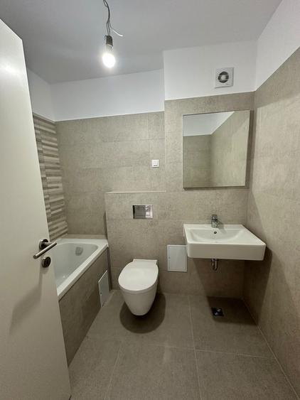Apartament 3 camere etaj 2/3