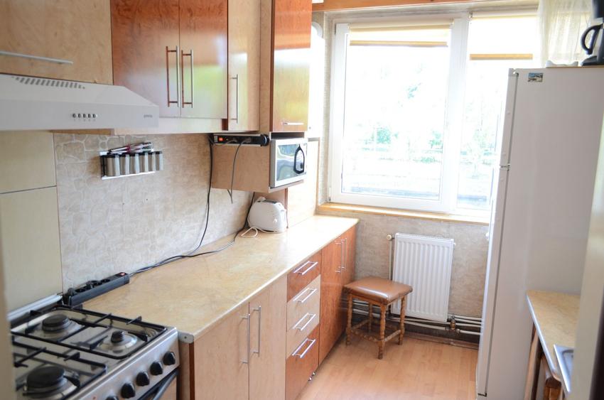 De inchiriat apartament ultracentral cu garaj