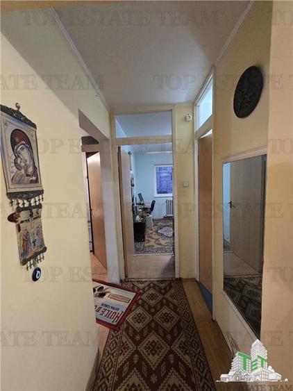 Apartament de 3 camere, in Militari, langa metrou Lujerului, zona Uverturii, sec