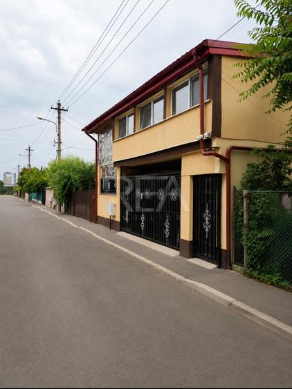 Casă P+1 + teren , Sector 4  | Centrală proprie |