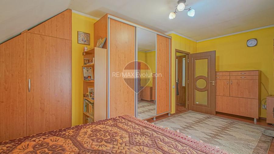 PURCARENI – 2 CASE , MULTIPLE POSIBILITATI | 533 mp | 0% comision