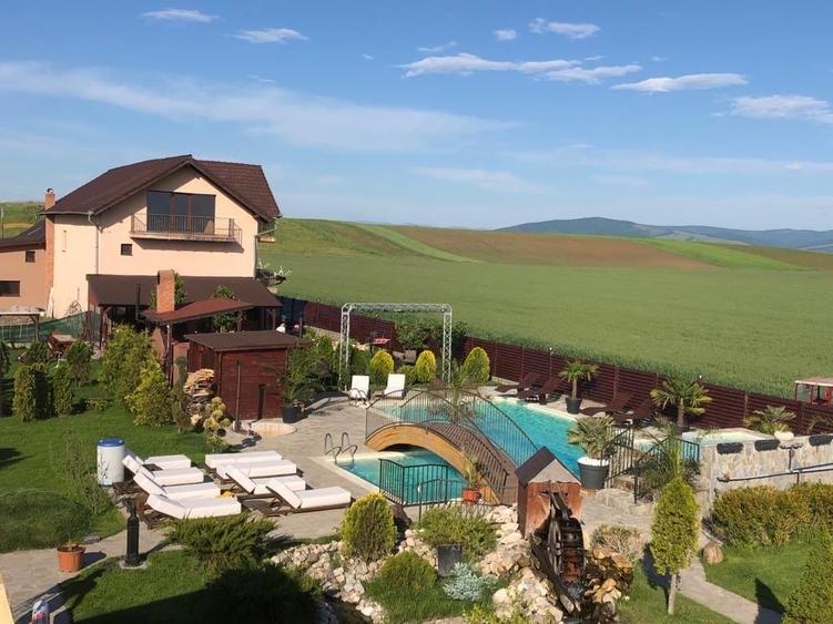 RESORT BRASOV - PISCINA - FOODCOURT - LAGUNA