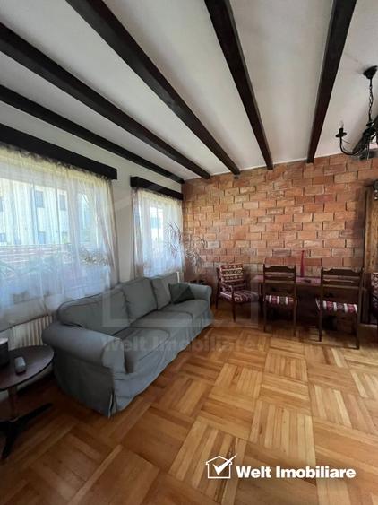 Casa Baciu zona linistita, 4 camere , gradina