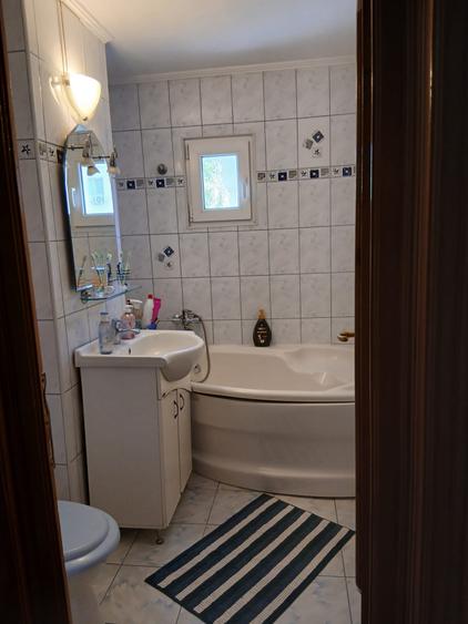Apartament 3 camere 66mp, zona Buzaului, etaj 3. Mobilat Utilat.