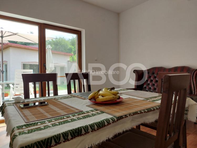 Casa de vanzare 4 dormitoare 1357 m curte terasa livada cu pomi Mohu - 15