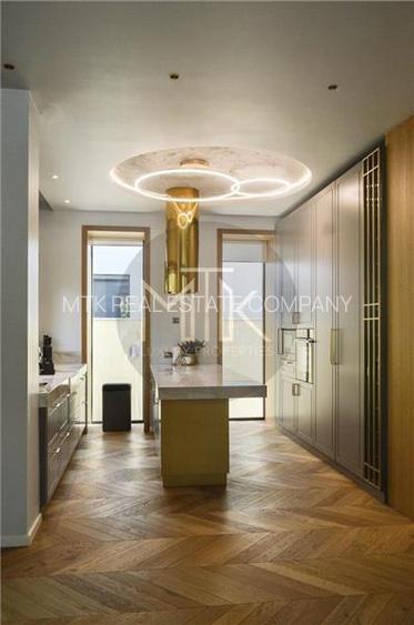 Exclusiv | Vila cu piscina lux -Baneasa I 5 Locuri de parcare