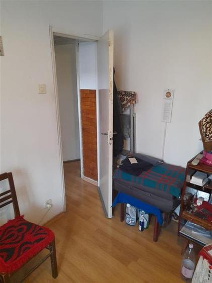 Apartament 3 camere balcon pivnita zona Vasile Aaron