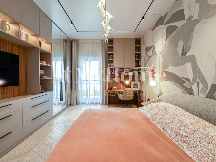 Penthouse Ultra Luxury cu 5 camere,  complet renovat,2 parcari,boxa,terase 195mp - 35