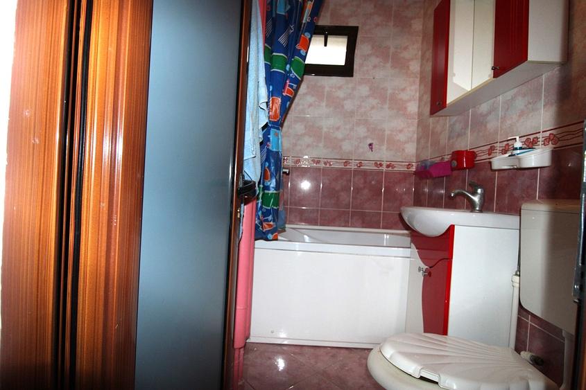 Apartament cu 3 camere in Micro 19