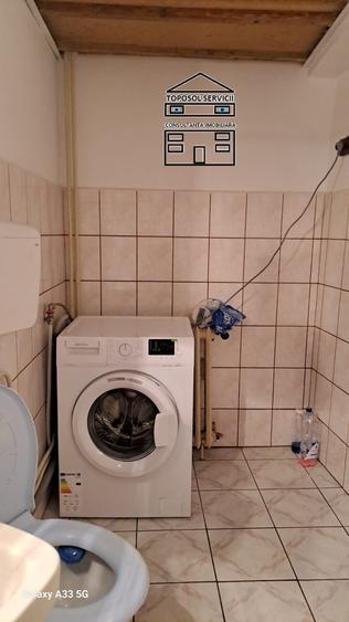 Apartament cu 3 camerere, decomandat