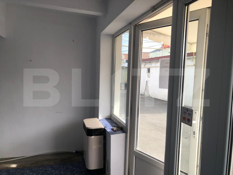 De vanzare / schimb spatiu comercial, 26 mp, zona Piata Mare