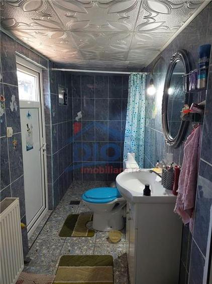 Casa si teren in TEI Petricani